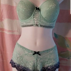 34D lingerie set